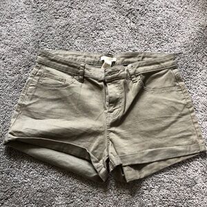 H&M high waisted shorts